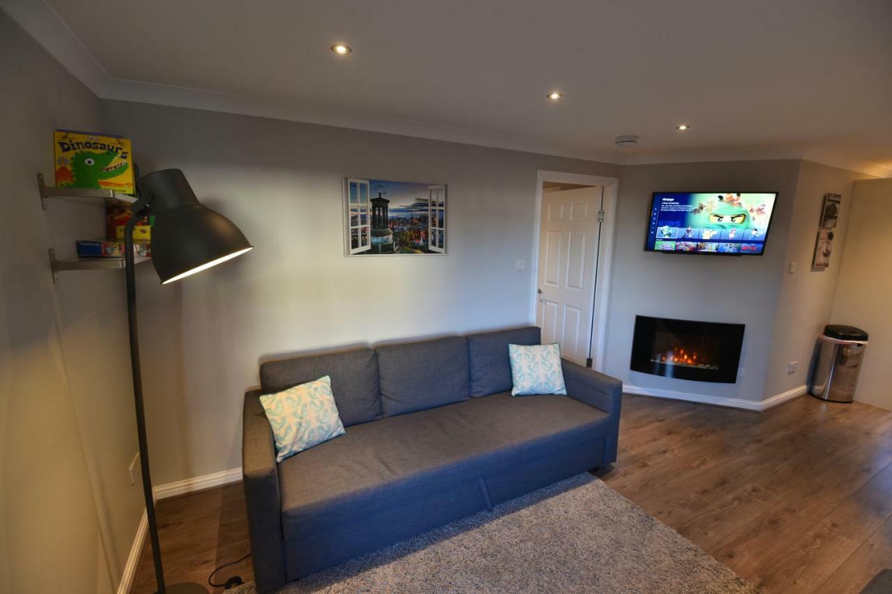 Royal Mile Apartment Edinburgh Exterior photo